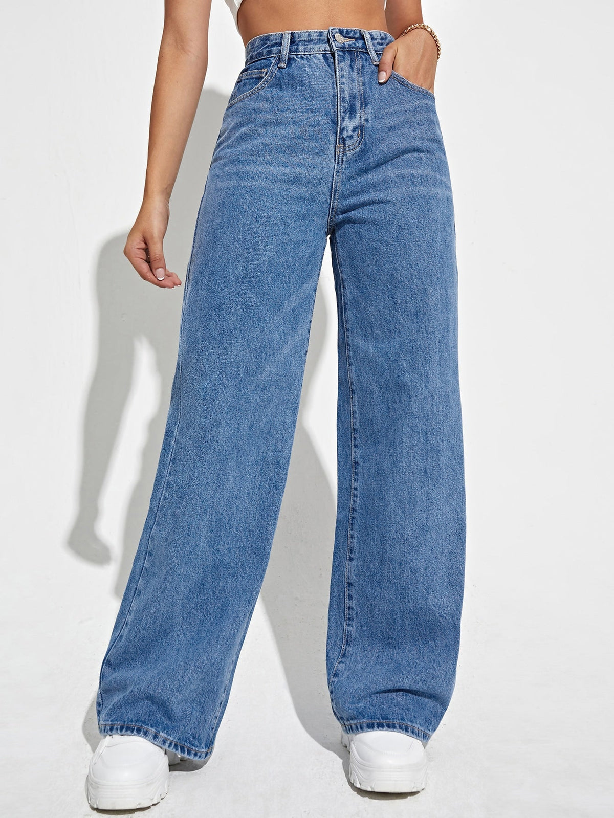 Vela Clean Line Denim