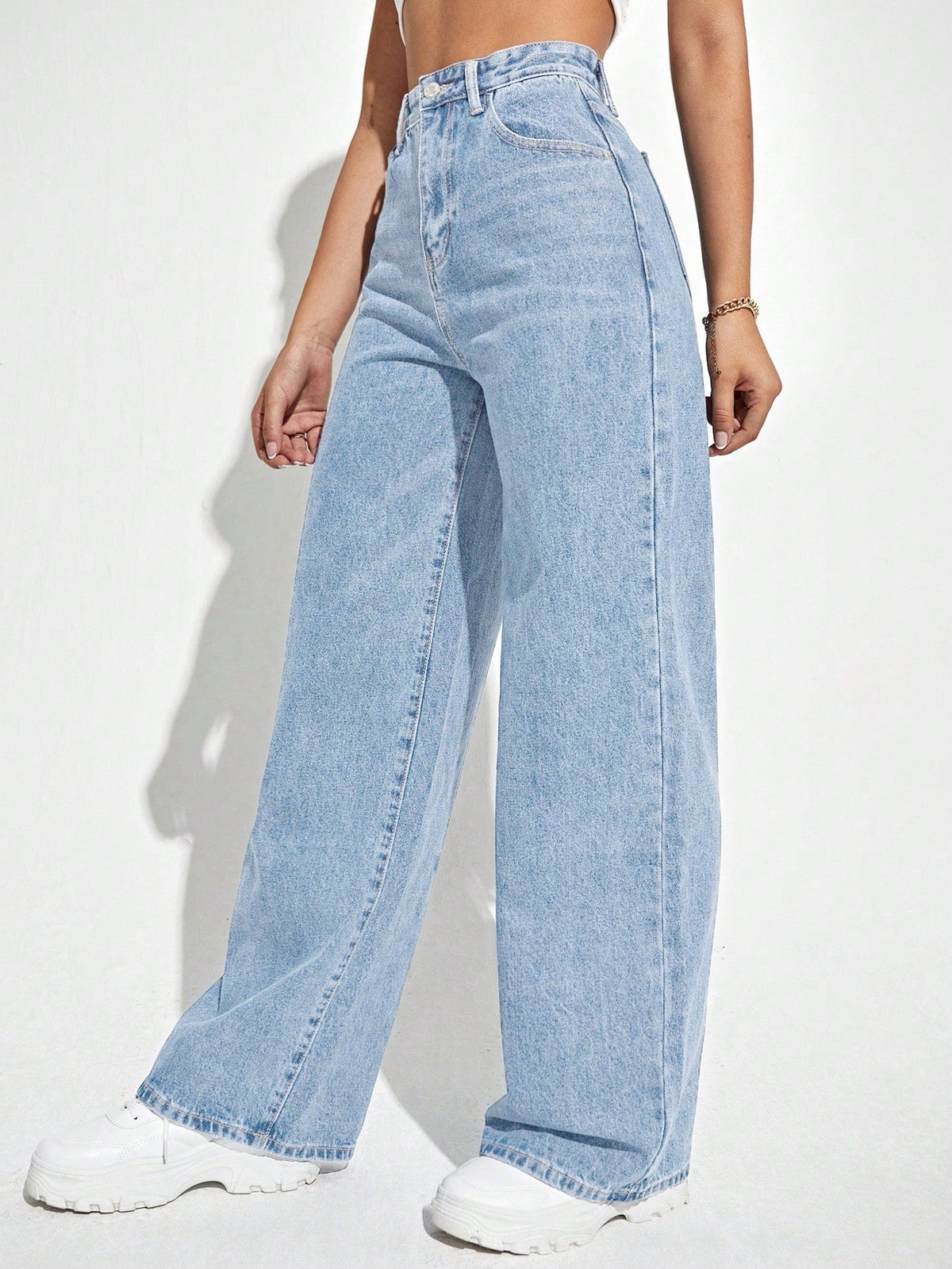 Vela Clean Line Denim