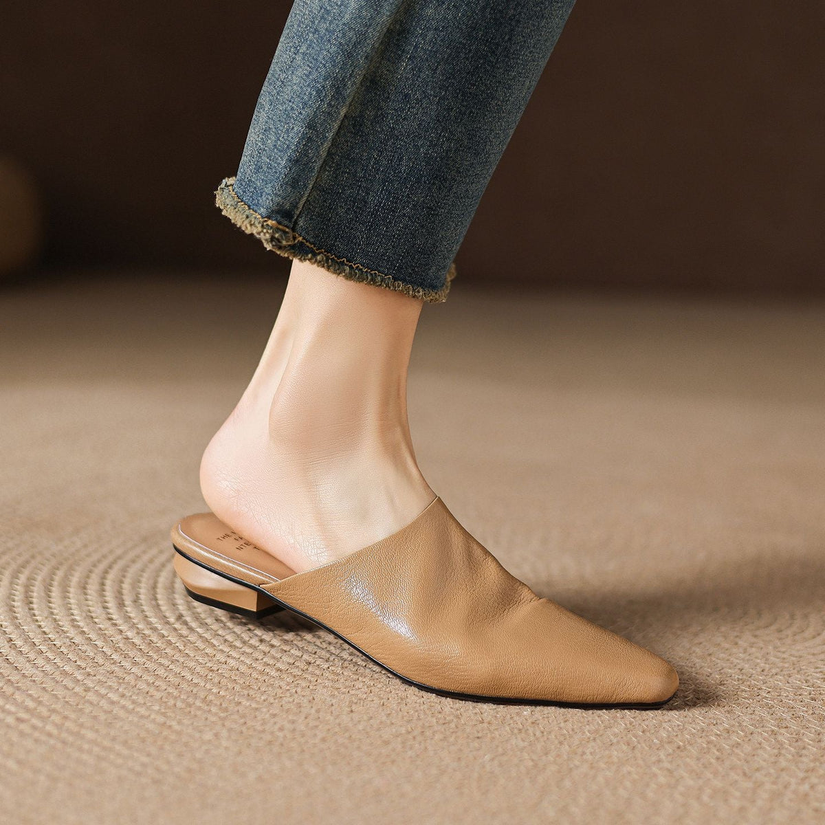 Mules Giselle de cuero genuino