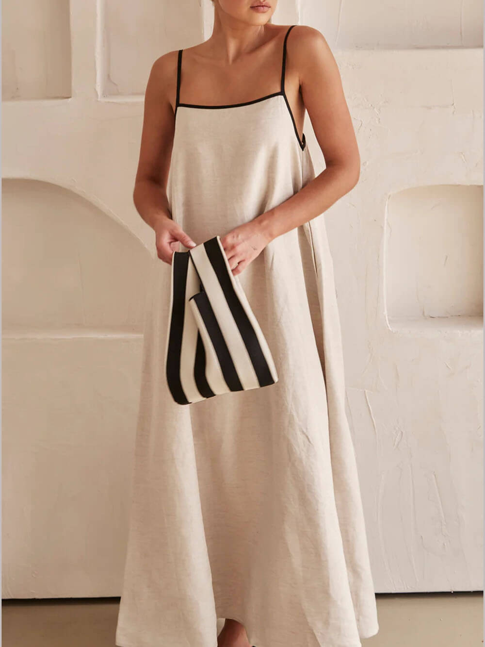 A-Linien Sommer-Vibe Trägerkleid mit Kontrasten