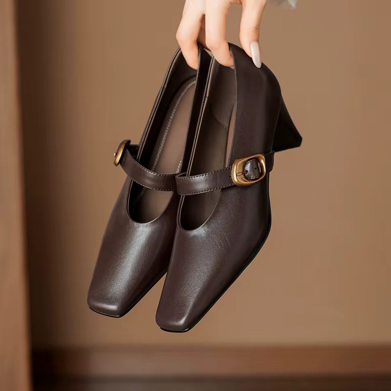 Tacones Lydia de cuero genuino