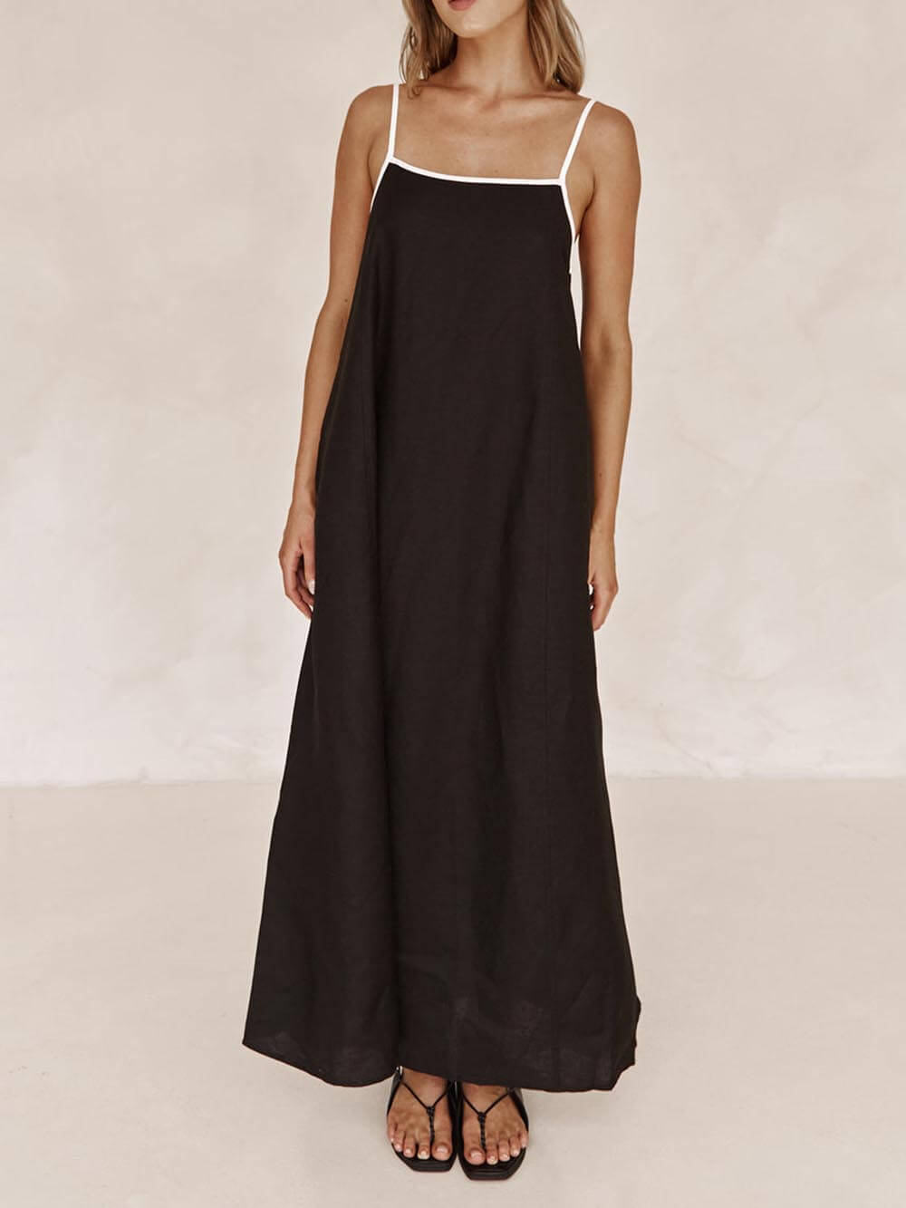 A-Linien Sommer-Vibe Trägerkleid mit Kontrasten