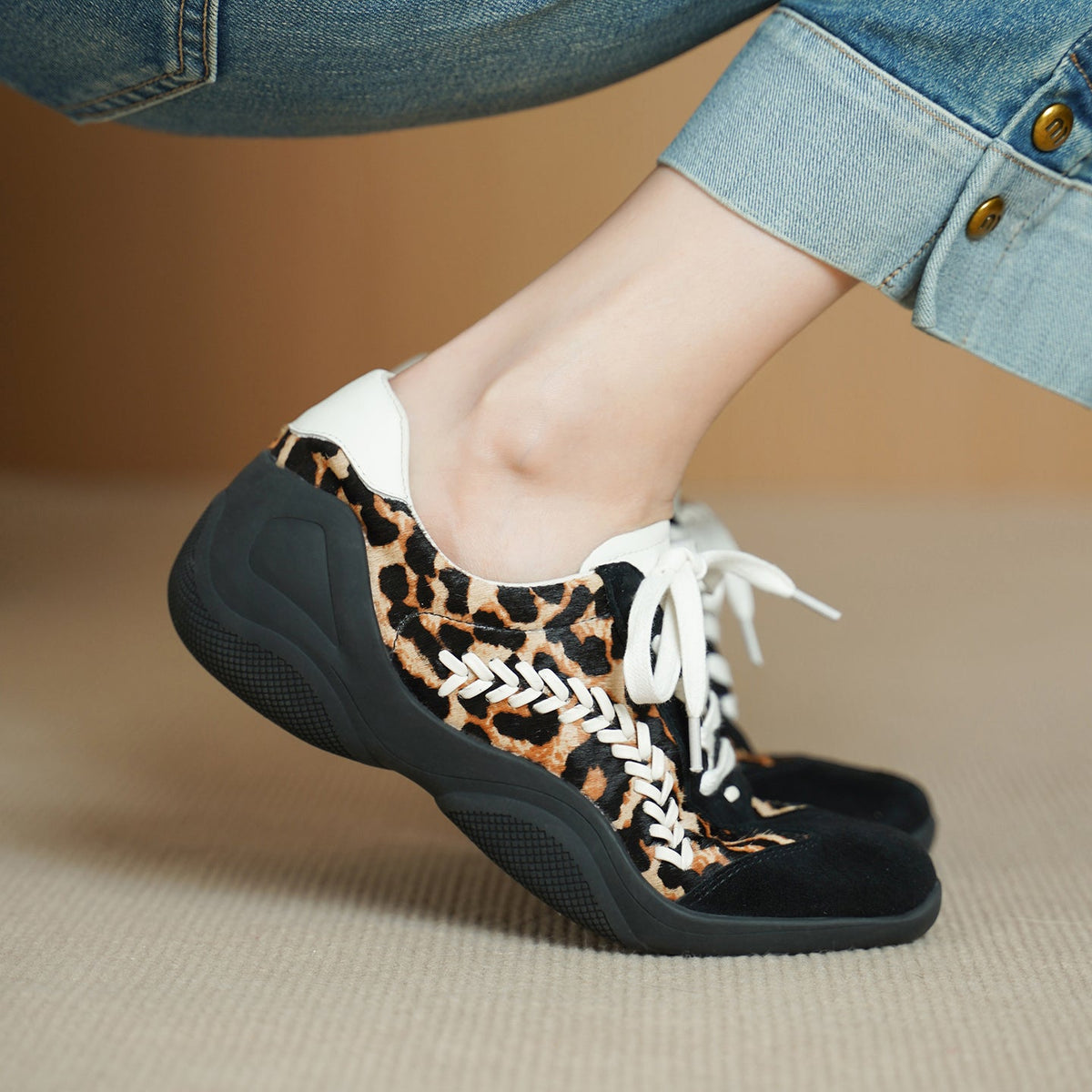 Sneakers Lea in vera pelle scamosciata