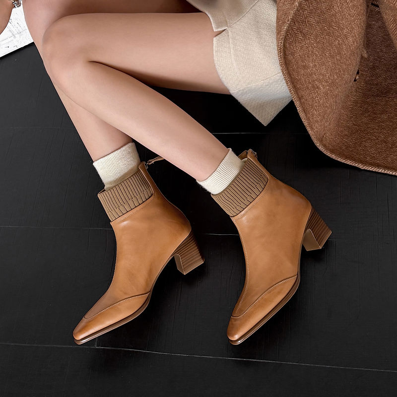 Botas de tacón Noelle de cuero genuino