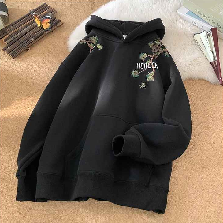 Sweatshirt com Capuz Bordada Natureza