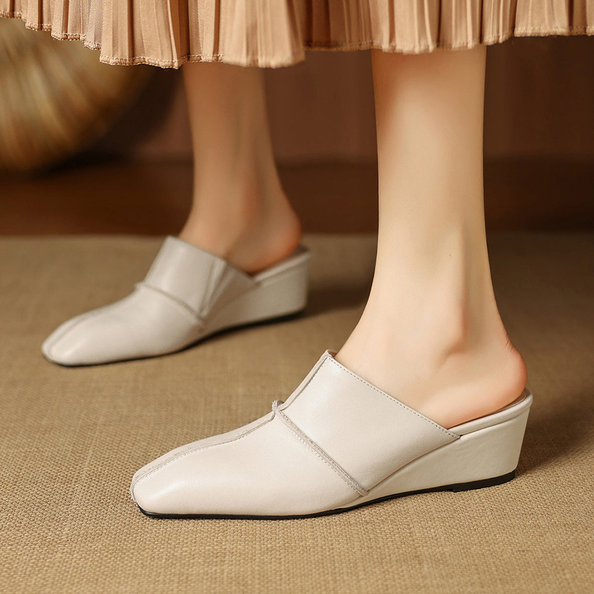 Mules Halia de cuero genuino con punta cerrada