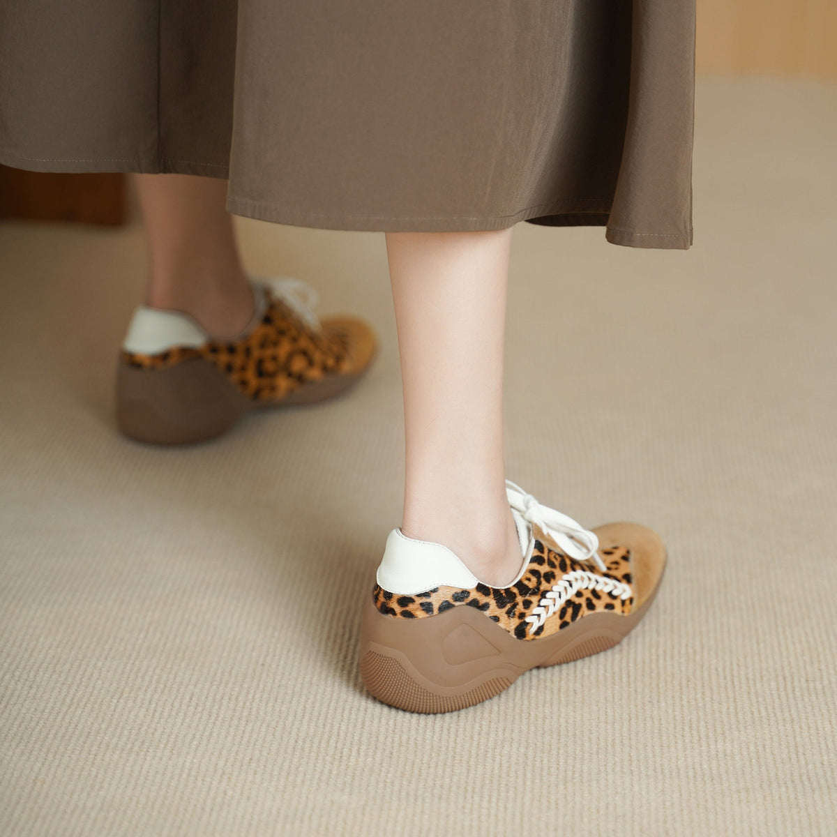 Sneakers Lea in vera pelle scamosciata