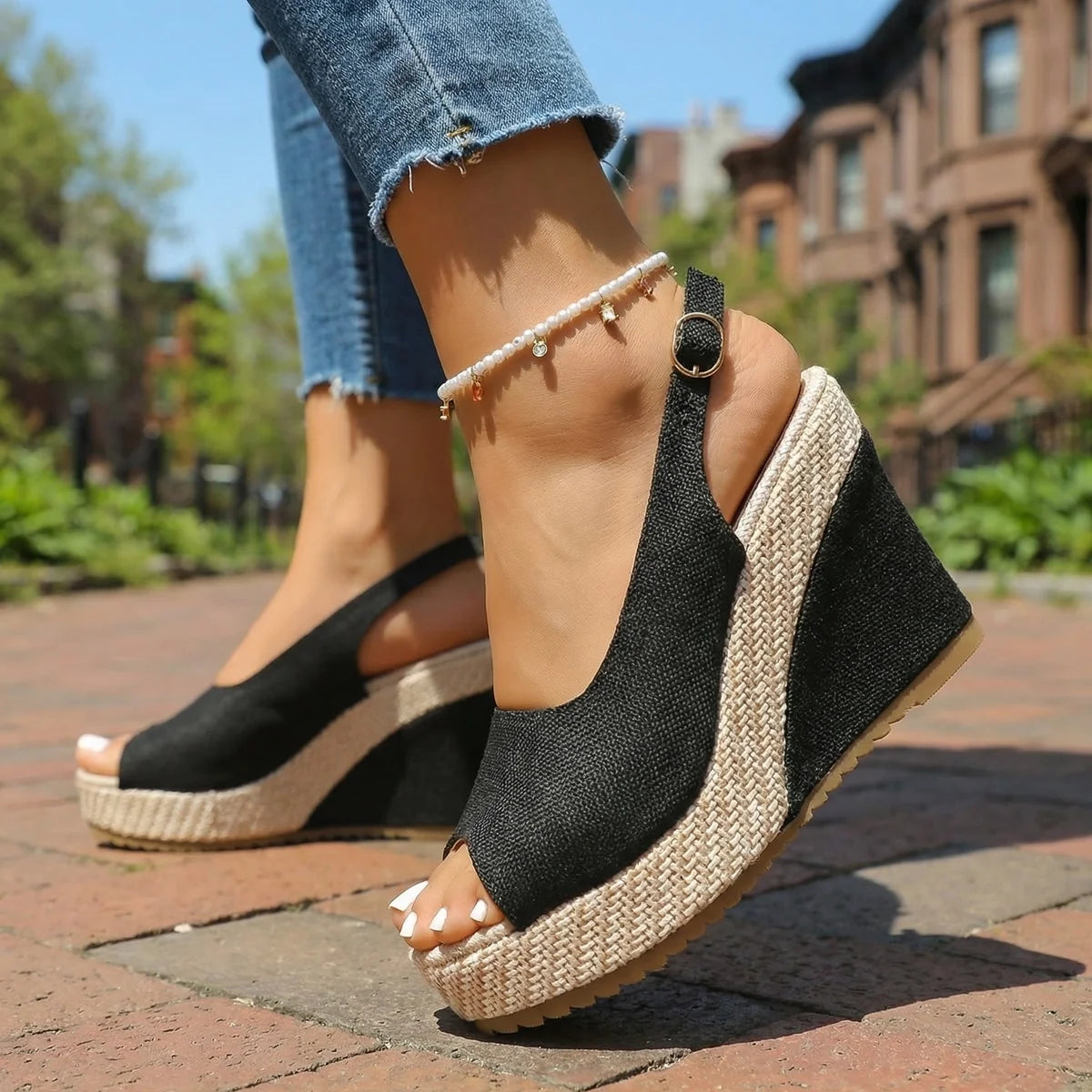 Rihanna sleehaksandalen