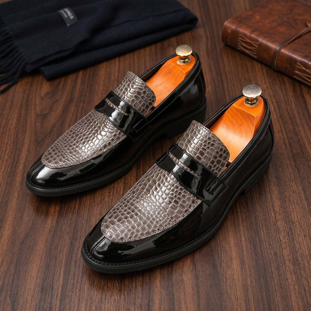 Mocassins Astor com Painéis de Crocodilo