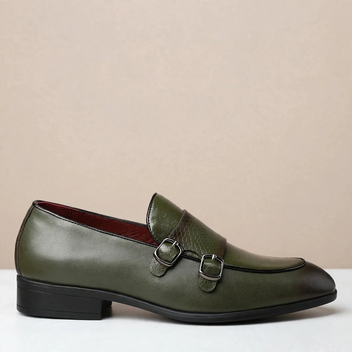 Scarpe in pelle Feros