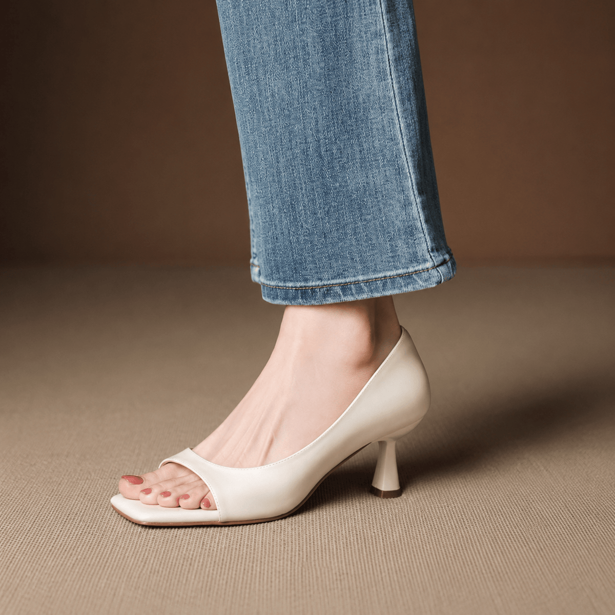 Marisol Kitten-sandal