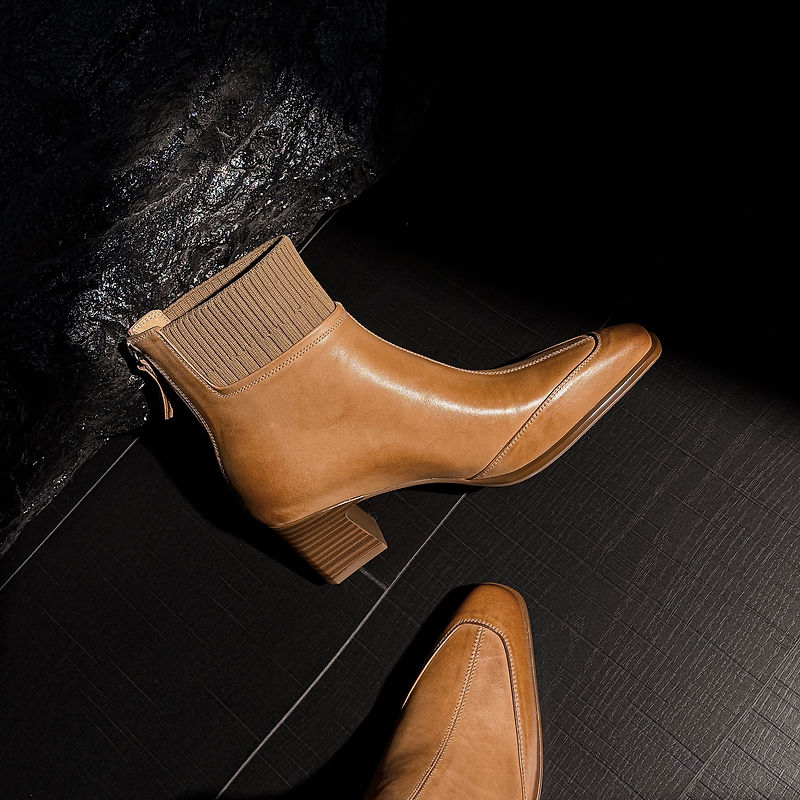 Botas de tacón Noelle de cuero genuino