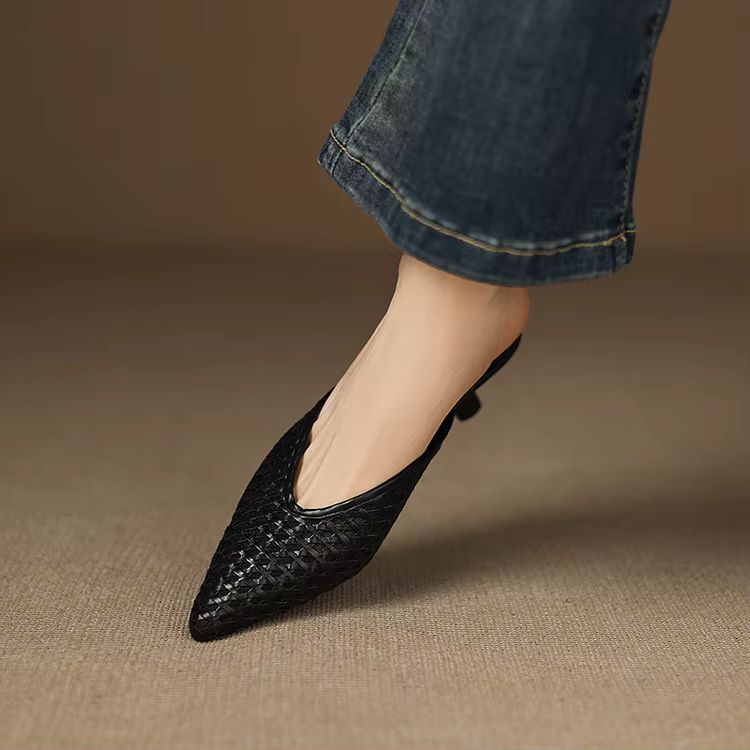 Mules Odessa de cuero genuino