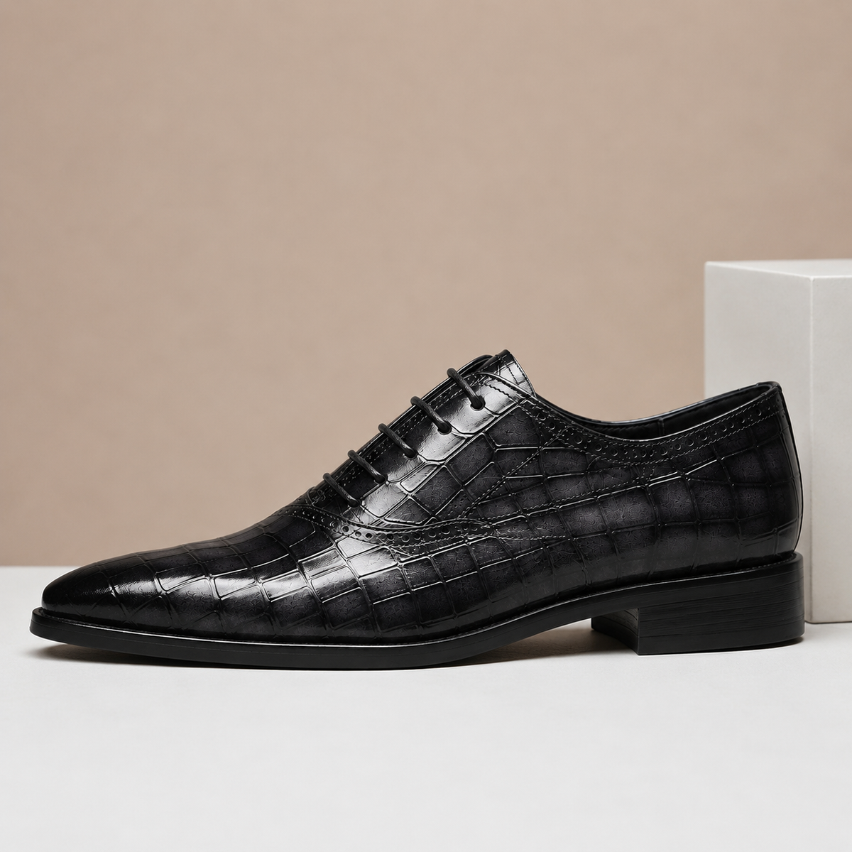 Sapatos Tobias em pele de vaca