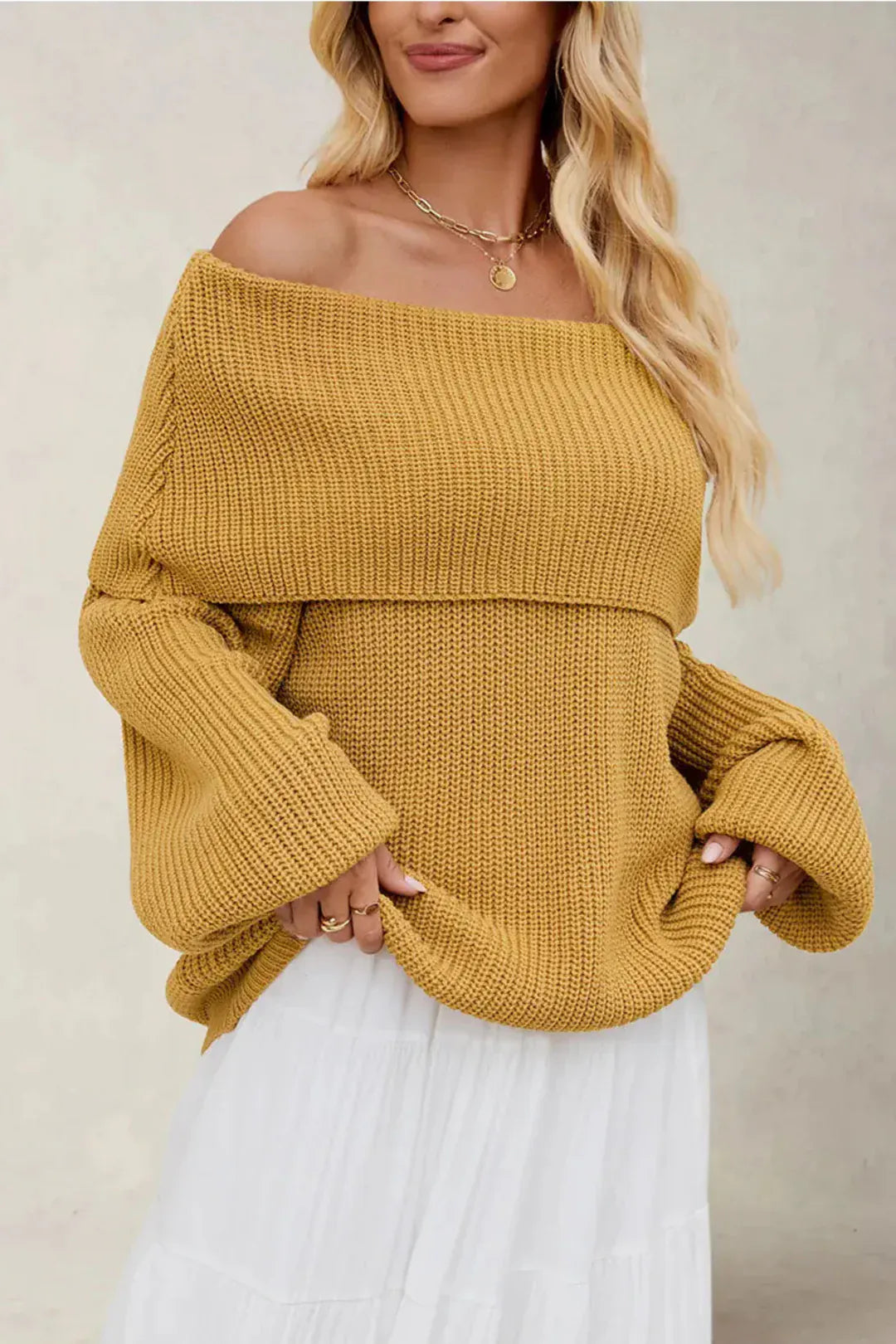 Harlow Off-Shoulder Strik