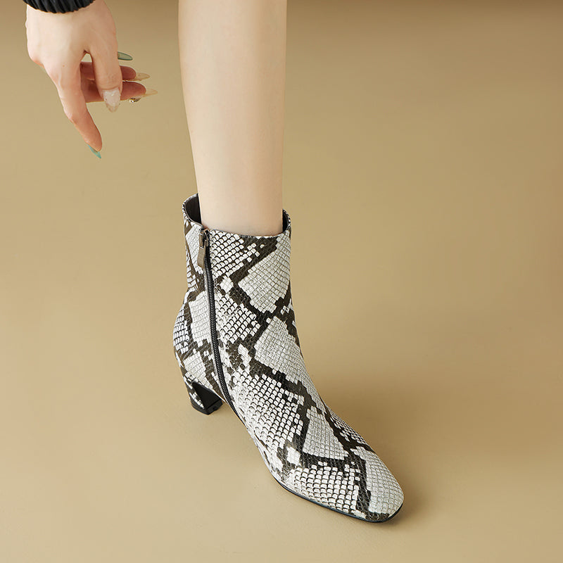 Botas de cuero Harly con estampado de serpiente