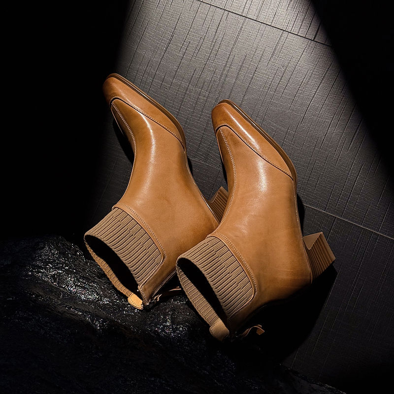 Botas de tacón Noelle de cuero genuino