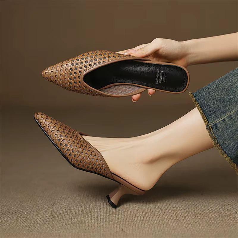 Mules Odessa de cuero genuino