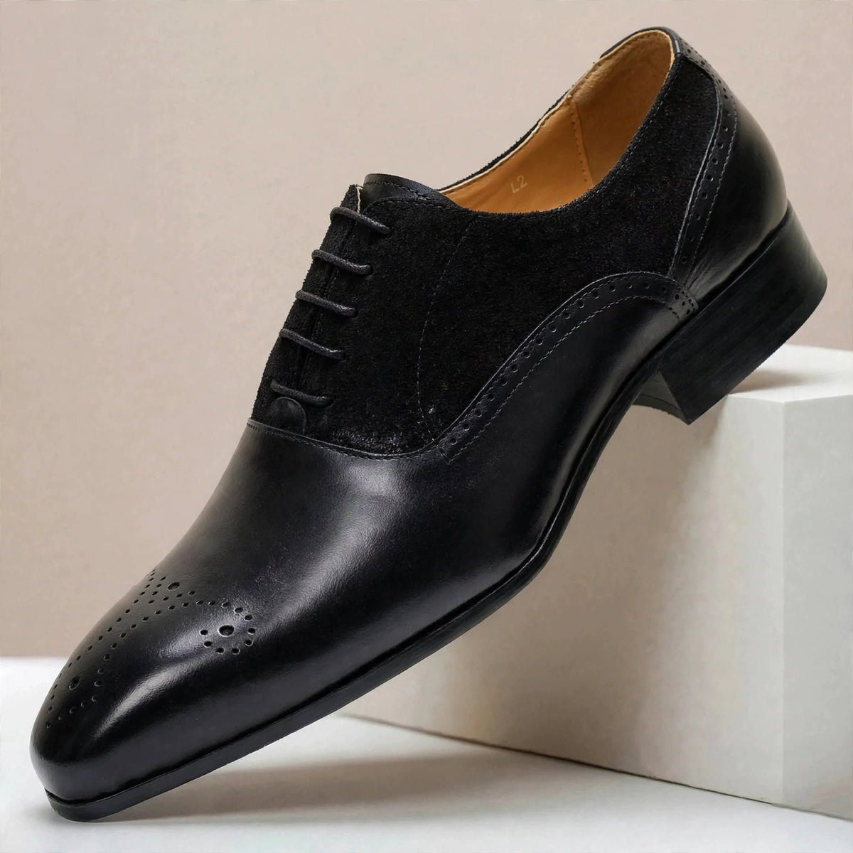 Sullivan Cowhide Leather Shoes