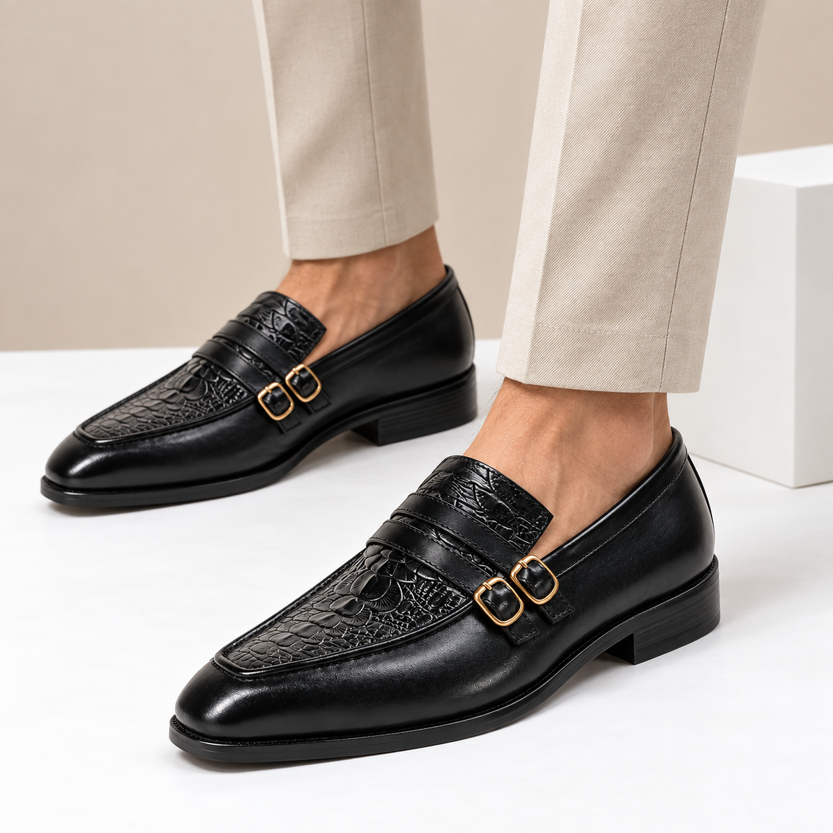 Alaric Cowhide Leather Loafers