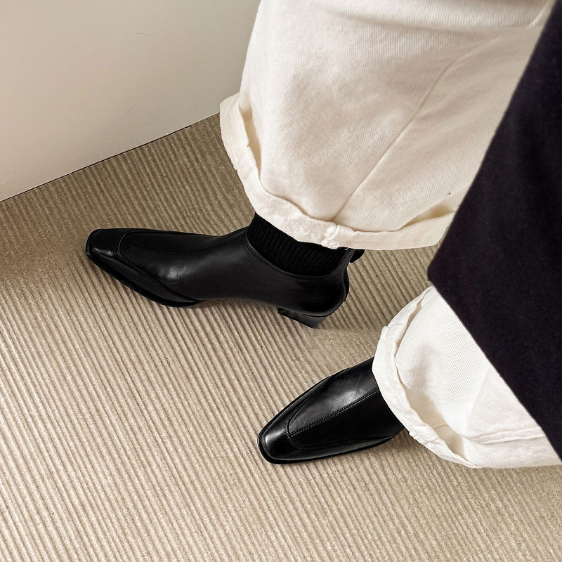 Botas de tacón Noelle de cuero genuino