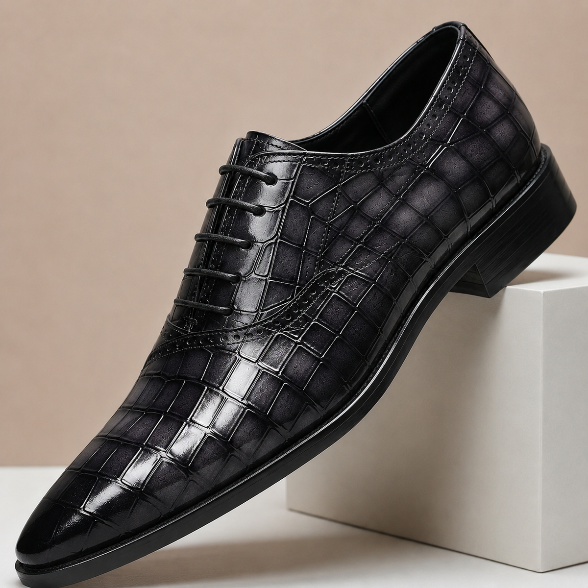 Sapatos Tobias em pele de vaca