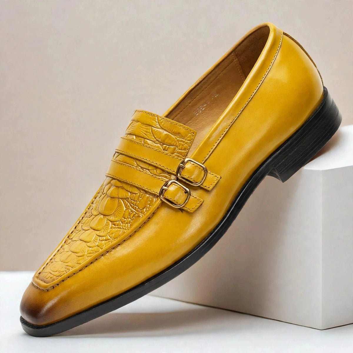 Alaric Cowhide Leather Loafers