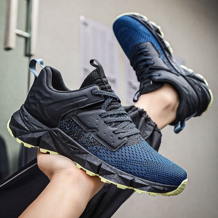 Cloud Motion 2 Sneakers
