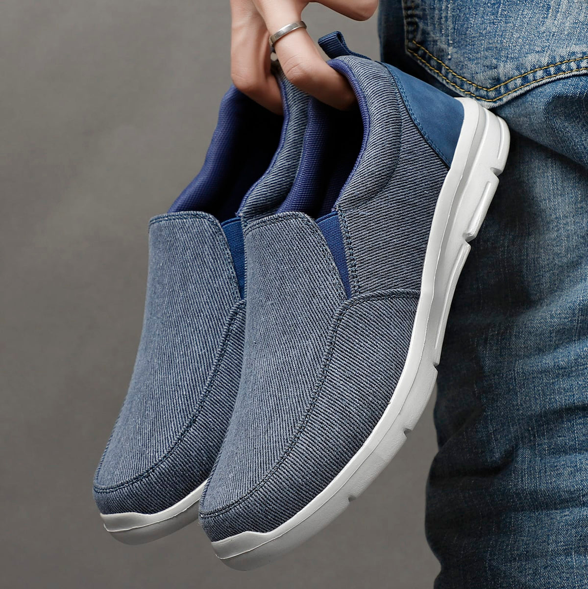 Aiden Sneakers i Slip-on-modell
