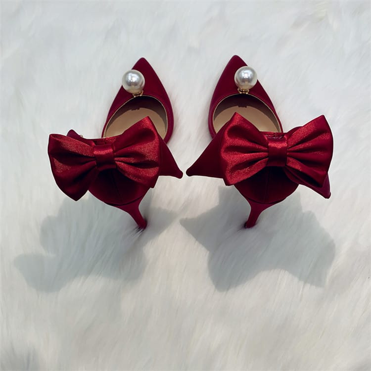 Juliette Satin-Stilettos mit Schleife