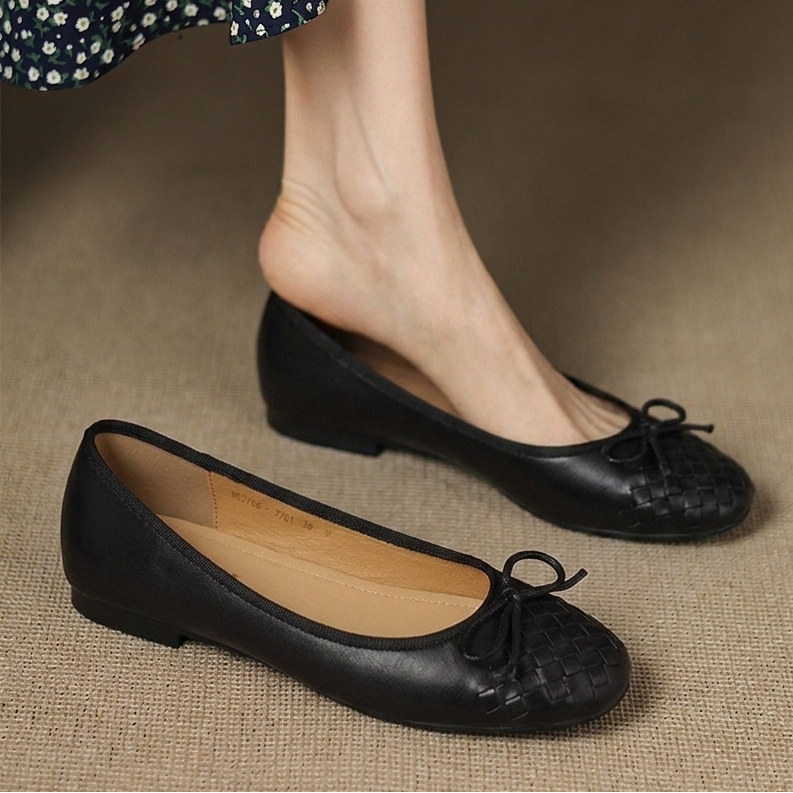 Sapatos Rasos Vara em Pele Genuína