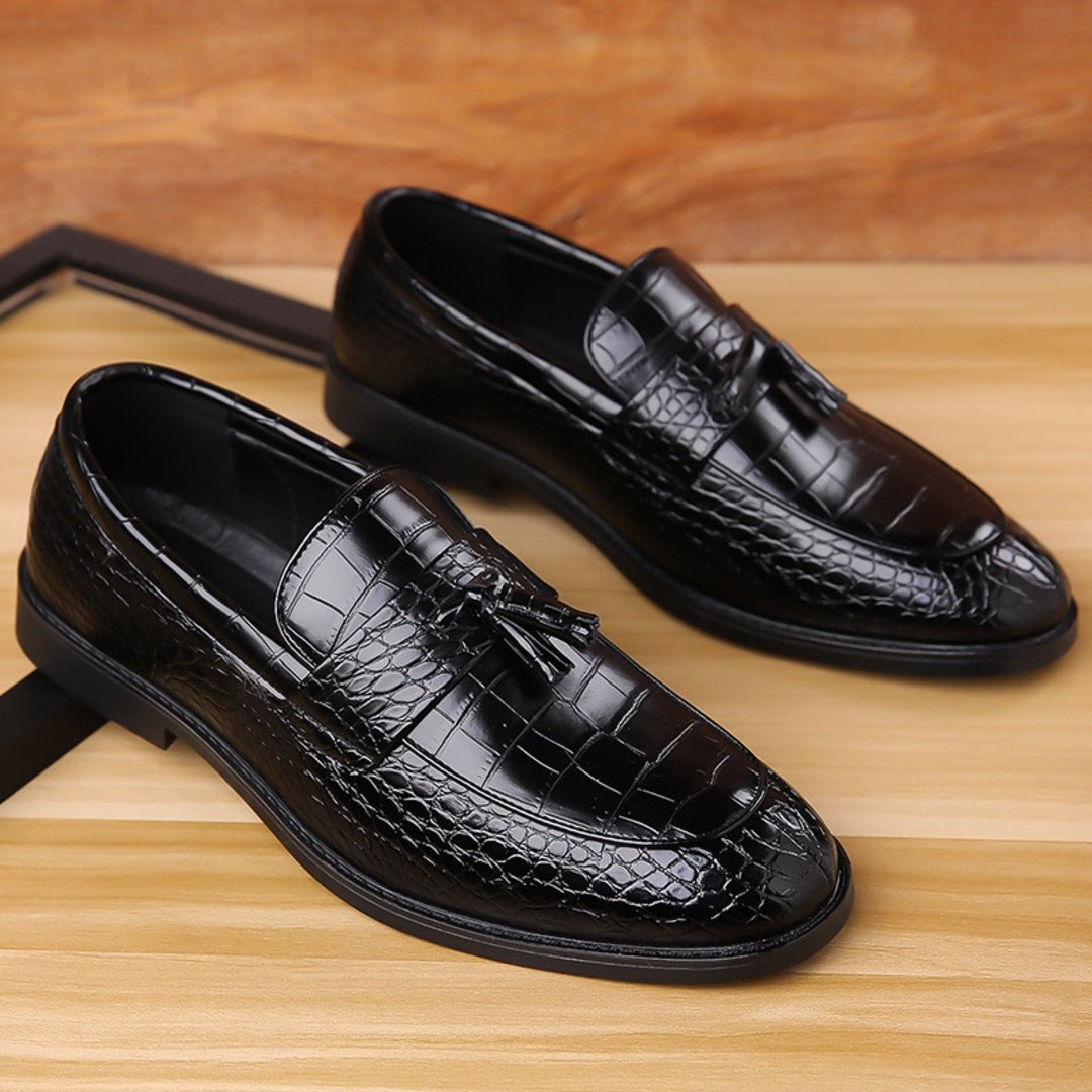 Mocassins NoirCroc com Borlas