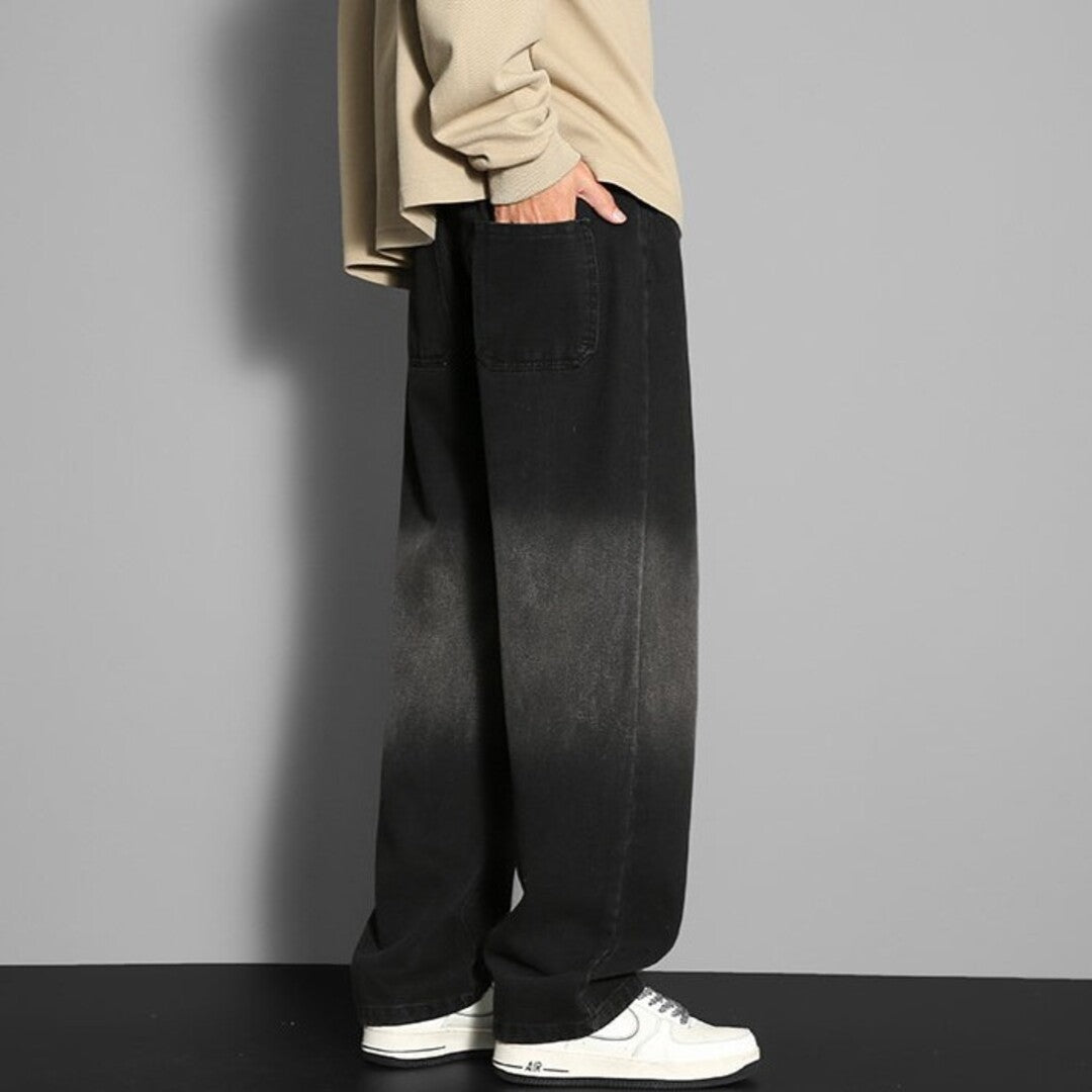 Avslappnade löst sittande jeans