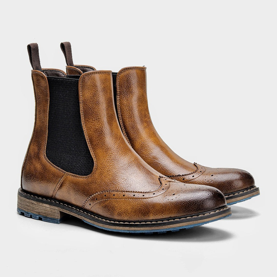Klassische Brogue-Stiefel