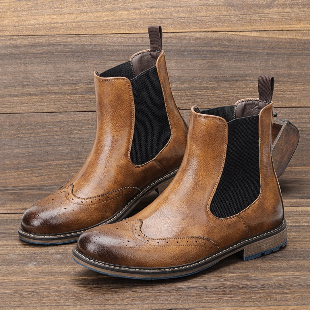 Klassische Brogue-Stiefel