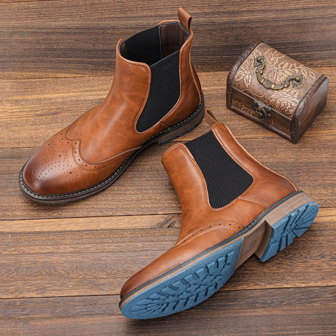 Klassische Brogue-Stiefel