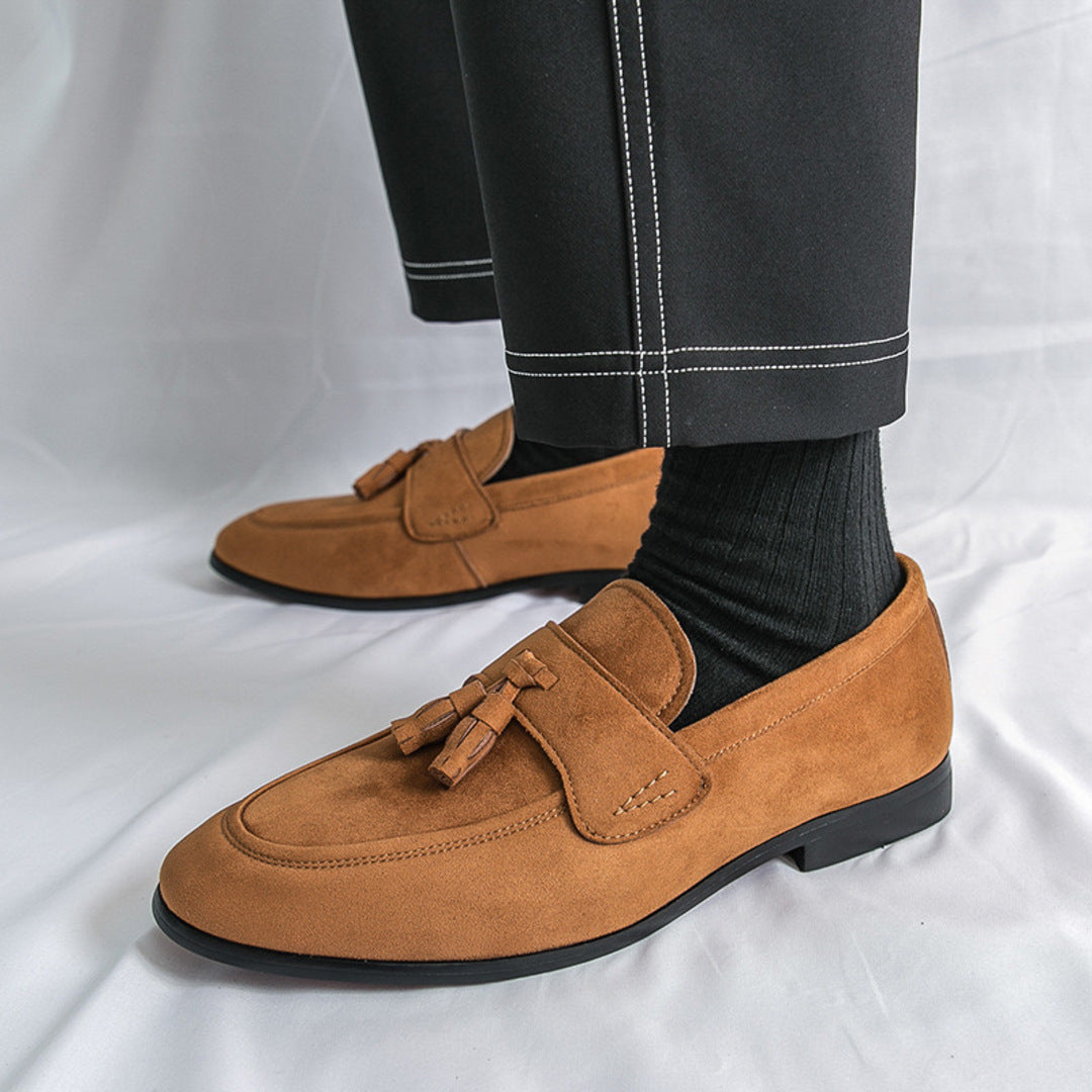 Klassiska loafers med tofsar