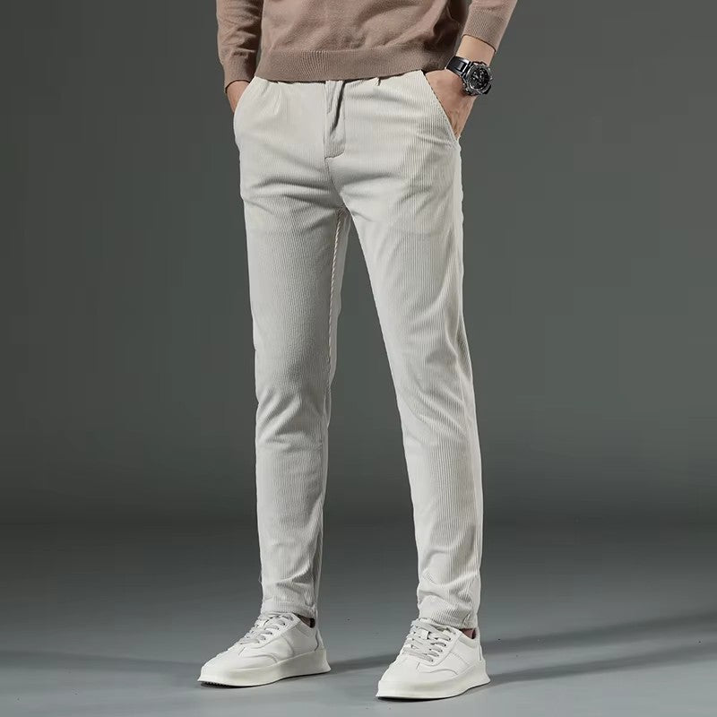 Calças de Veludo Cotelhado Slim Fit