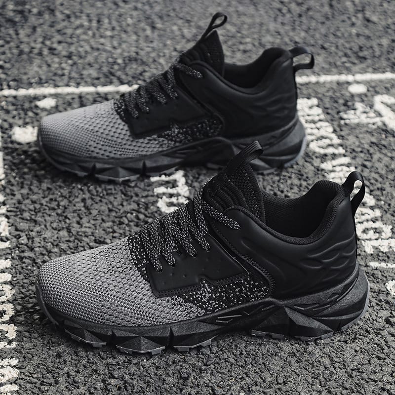 Cloud Motion 2 Sneakers