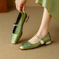 Naila Pumps