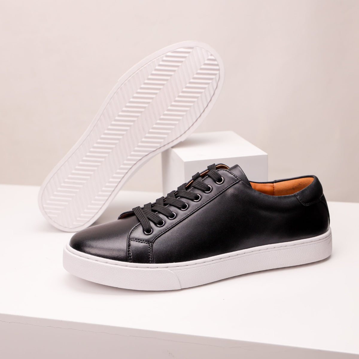 Valor sneakers i äkta läder