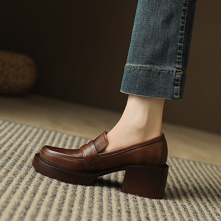 Elmonta loafers i äkta läder