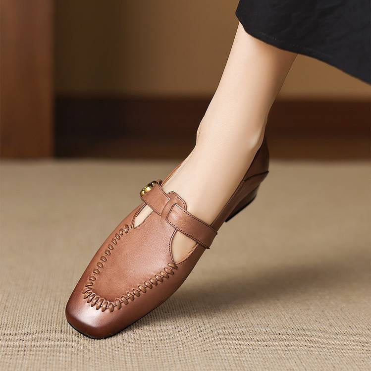 Zapatos de tacón Krea de piel auténtica con costuras de látigo y tira en T