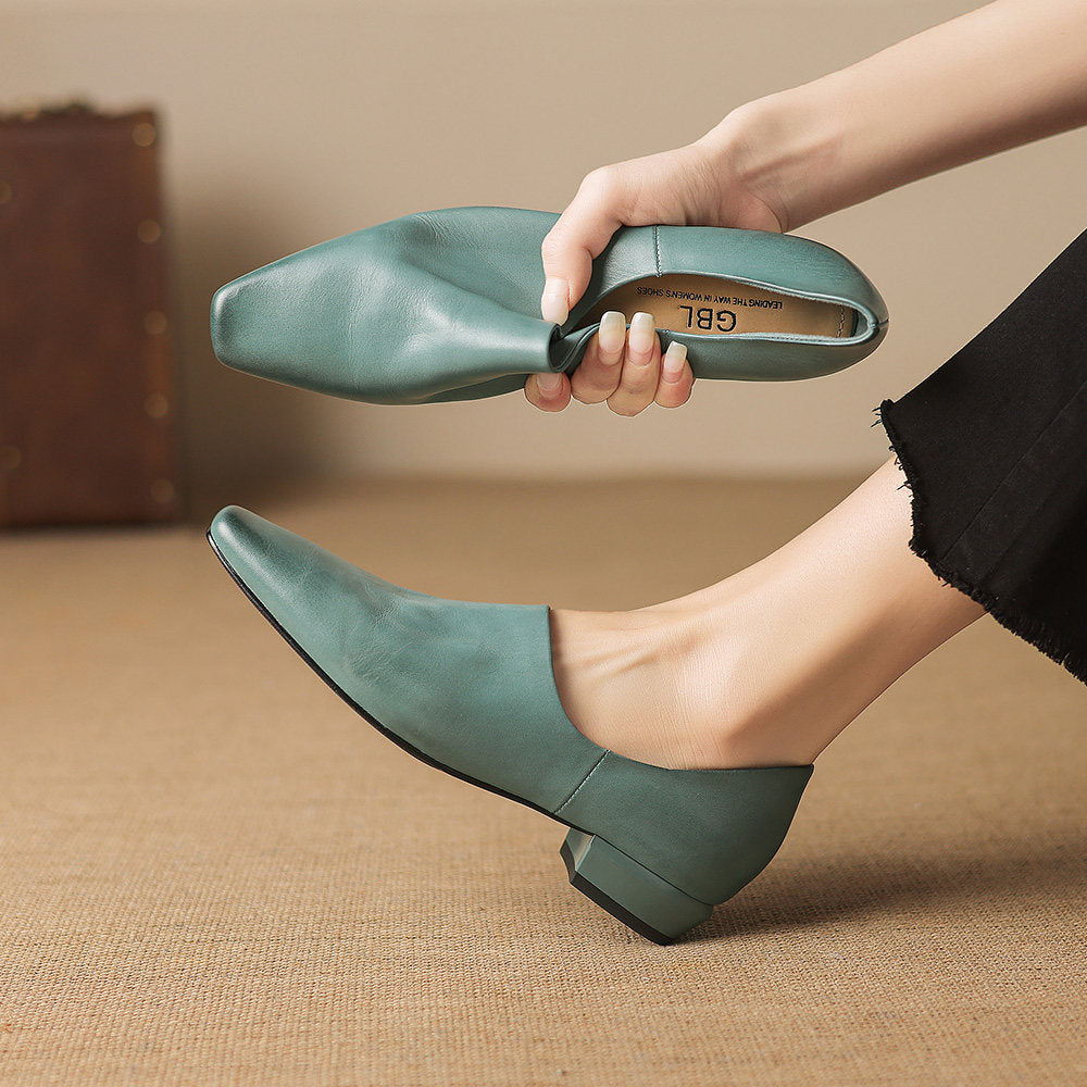 Sapatos de pele genuína Lirena