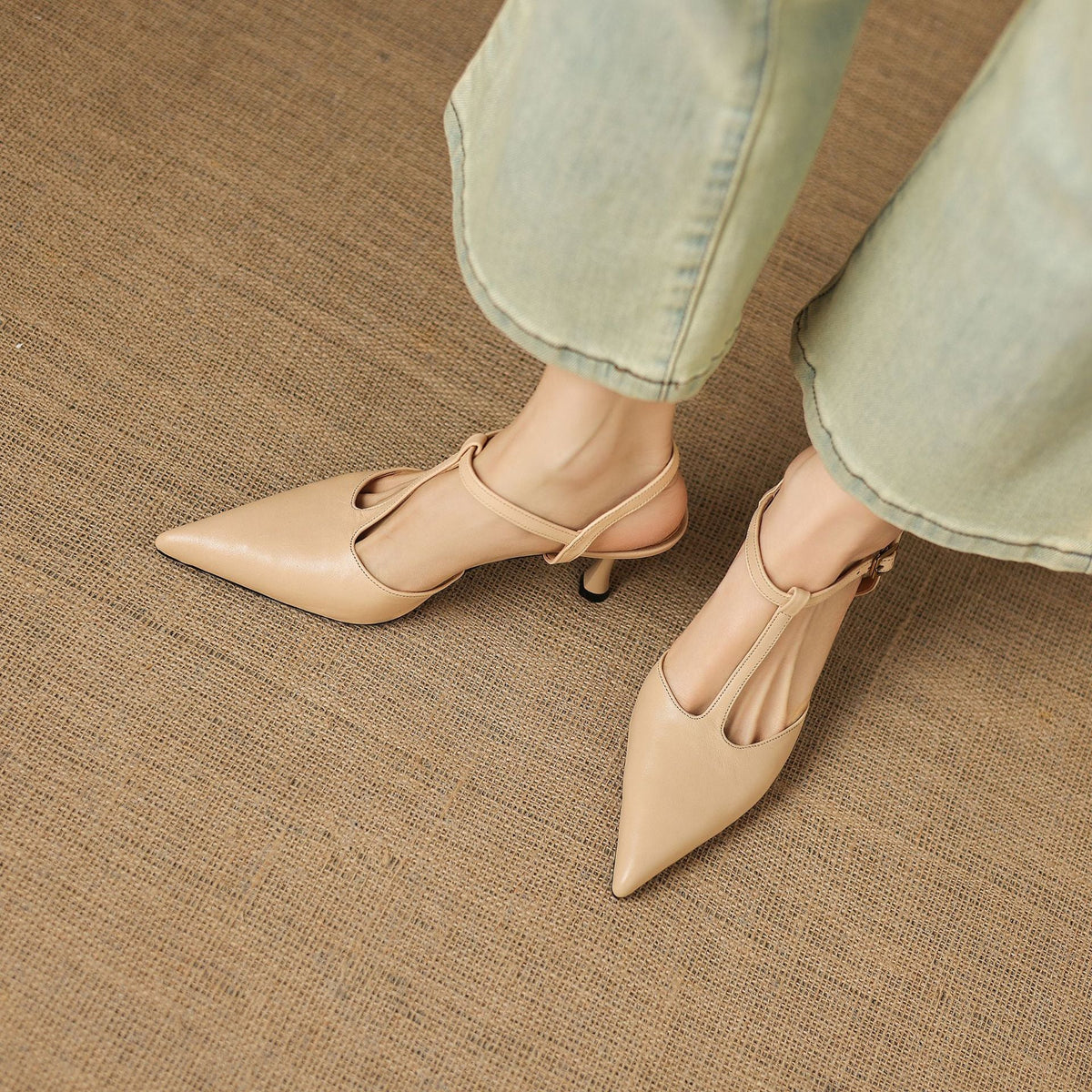 Tacones Mary Jane Luci de cuero genuino con punta fina