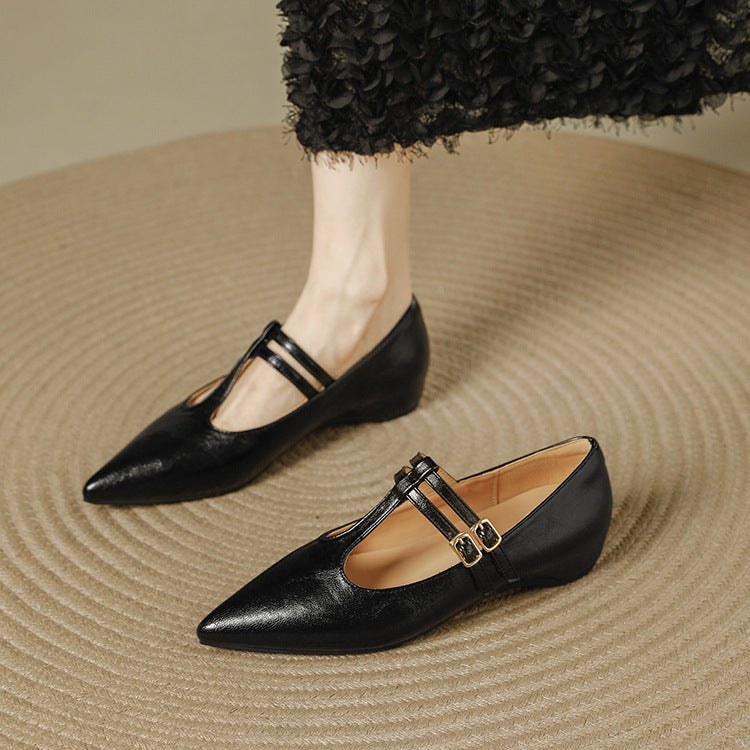 Tacones de cuero con doble tira en T Olara