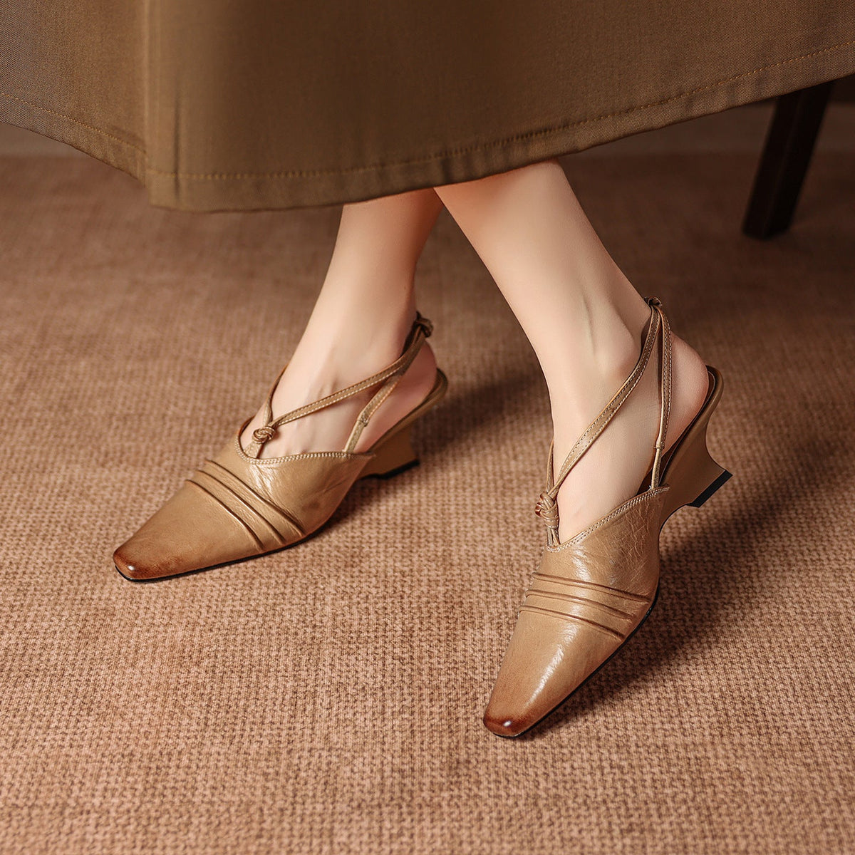Enola Slingback-hakken van echt leer met cross-overband