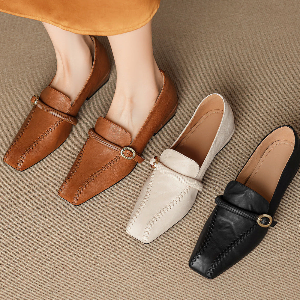 Deyla loafers i äkta läder med spänne och rem