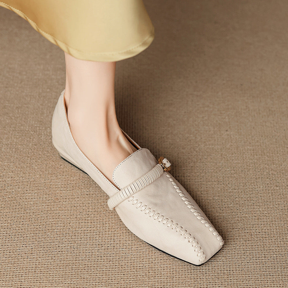 Deyla loafers i äkta läder med spänne och rem