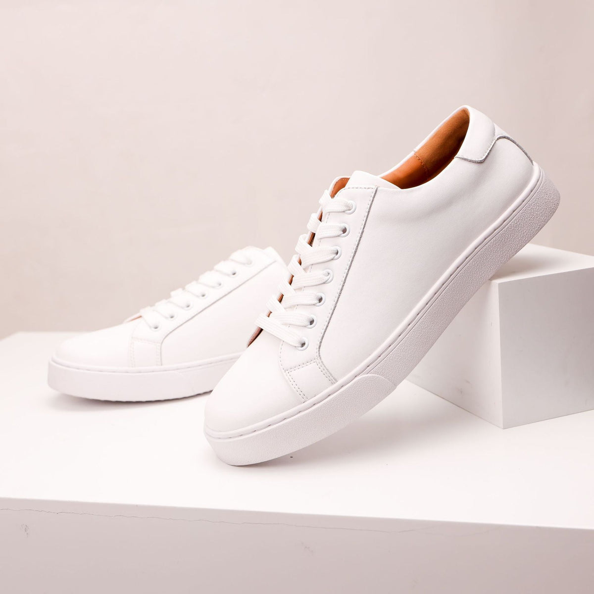 Valor sneakers i äkta läder